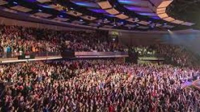 megachurch